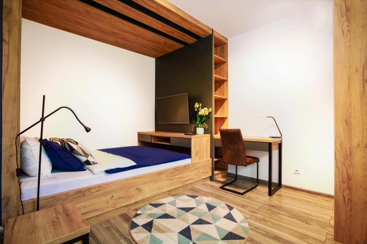 Apartament Z Ogrodem W Centrum Limanowej Limanowa Exteriér fotografie