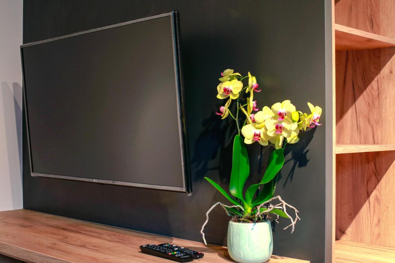 Apartament Z Ogrodem W Centrum Limanowej Limanowa Exteriér fotografie